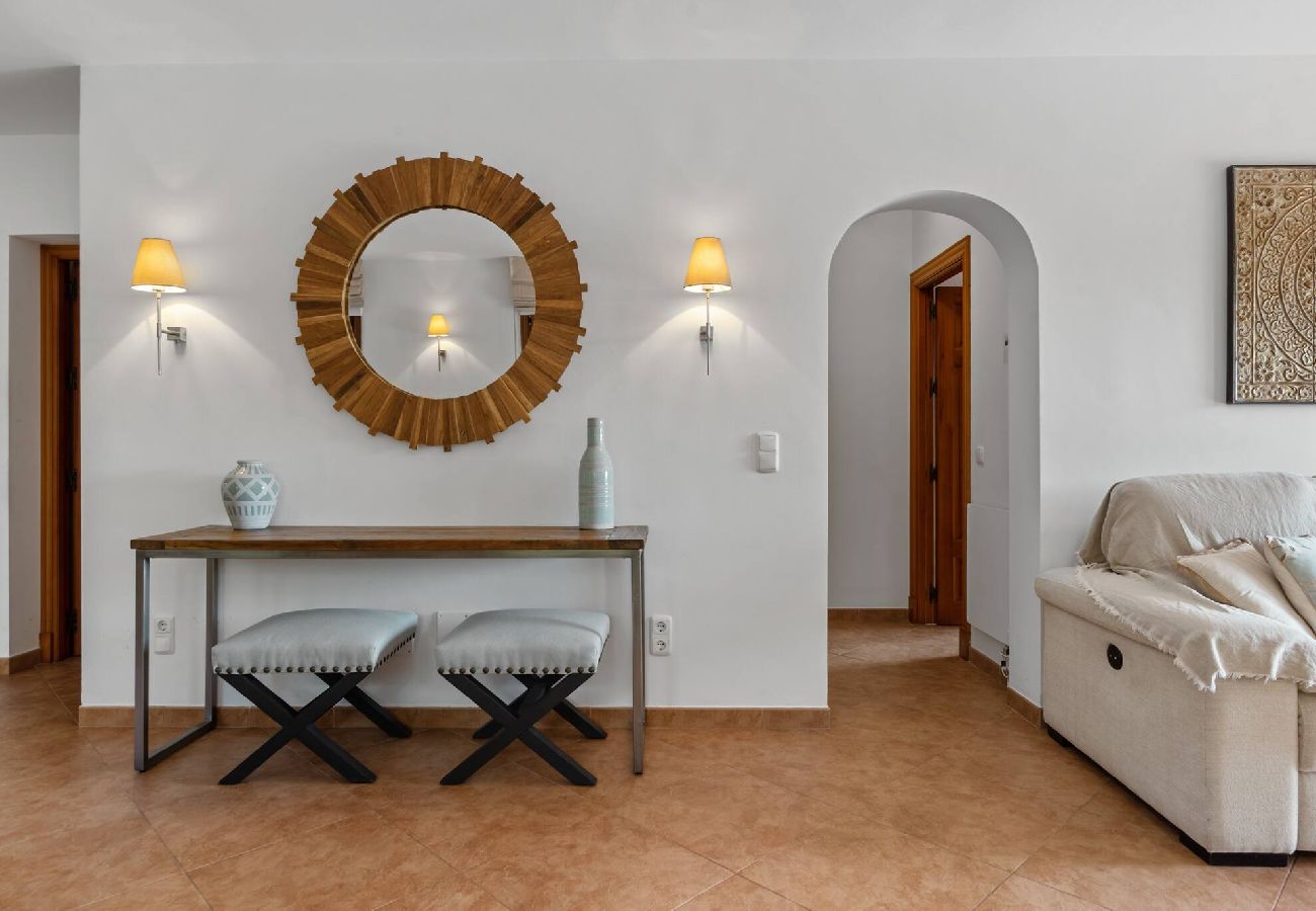 House in Marbella - Beach Villa Sea La Vie Marbesa! 