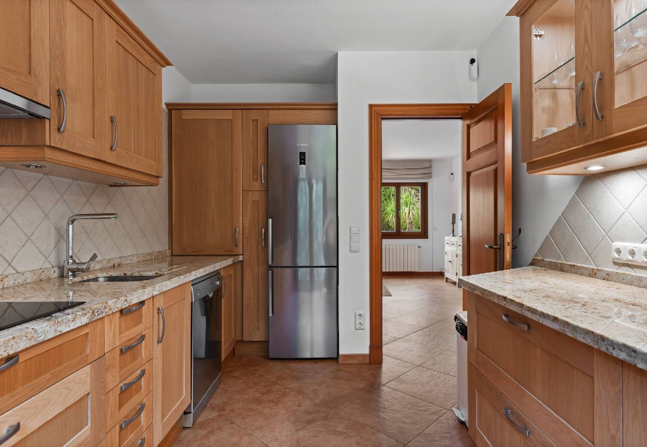 House in Marbella - Beach Villa Sea La Vie Marbesa! 