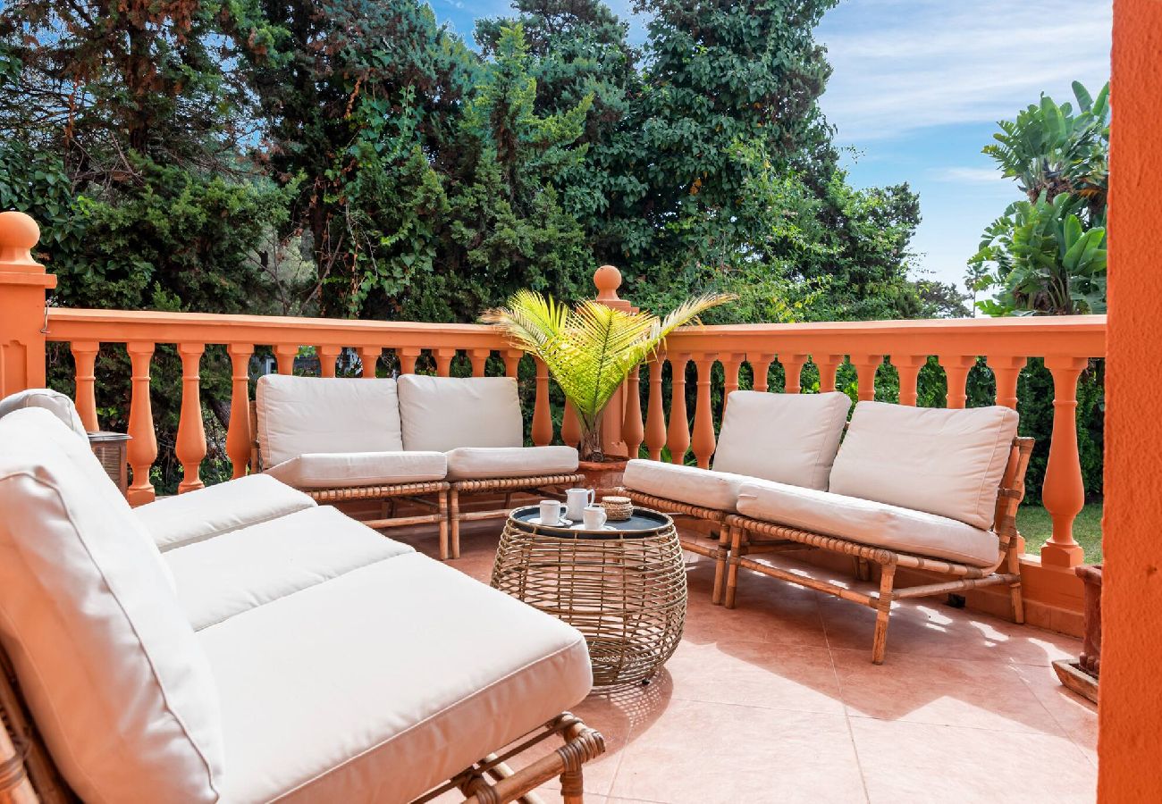 House in Marbella - Beach Villa Sea La Vie Marbesa! 