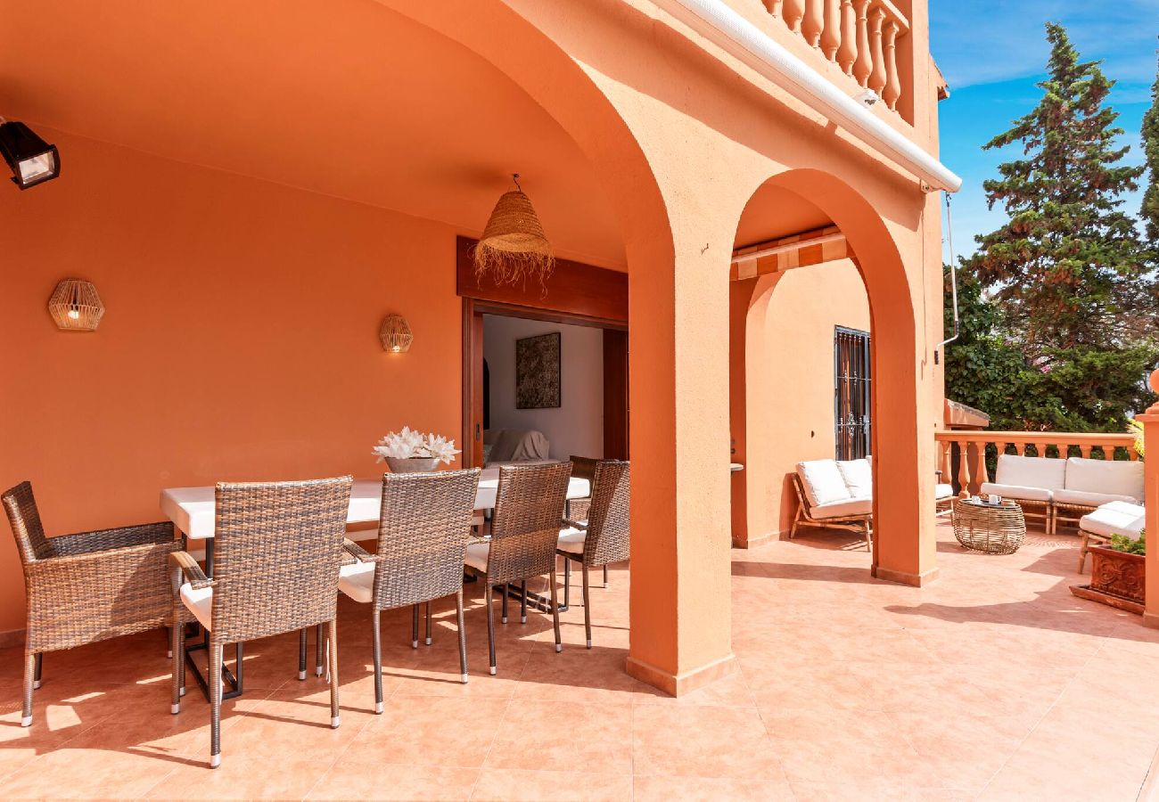 House in Marbella - Beach Villa Sea La Vie Marbesa! 