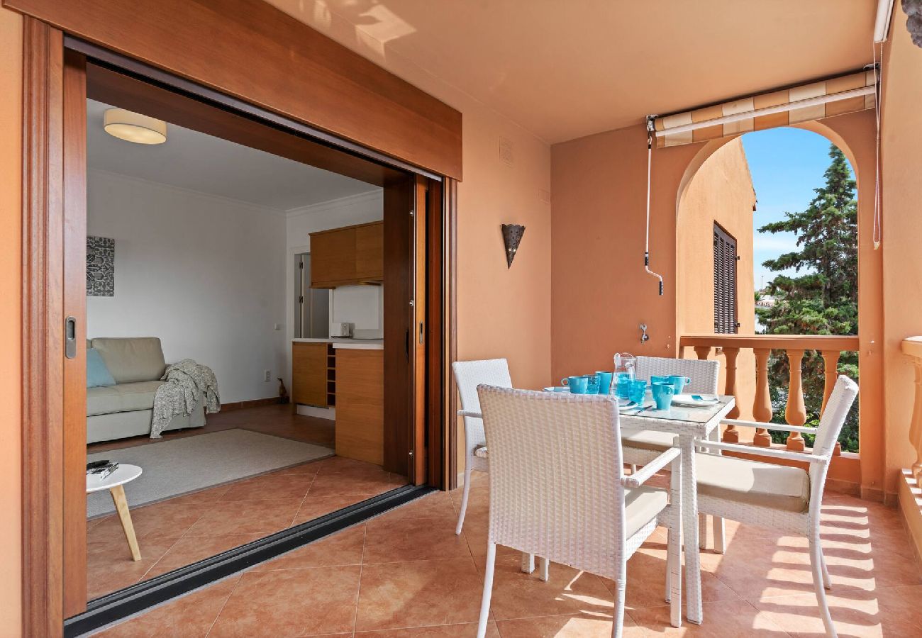 House in Marbella - Beach Villa Sea La Vie Marbesa! 
