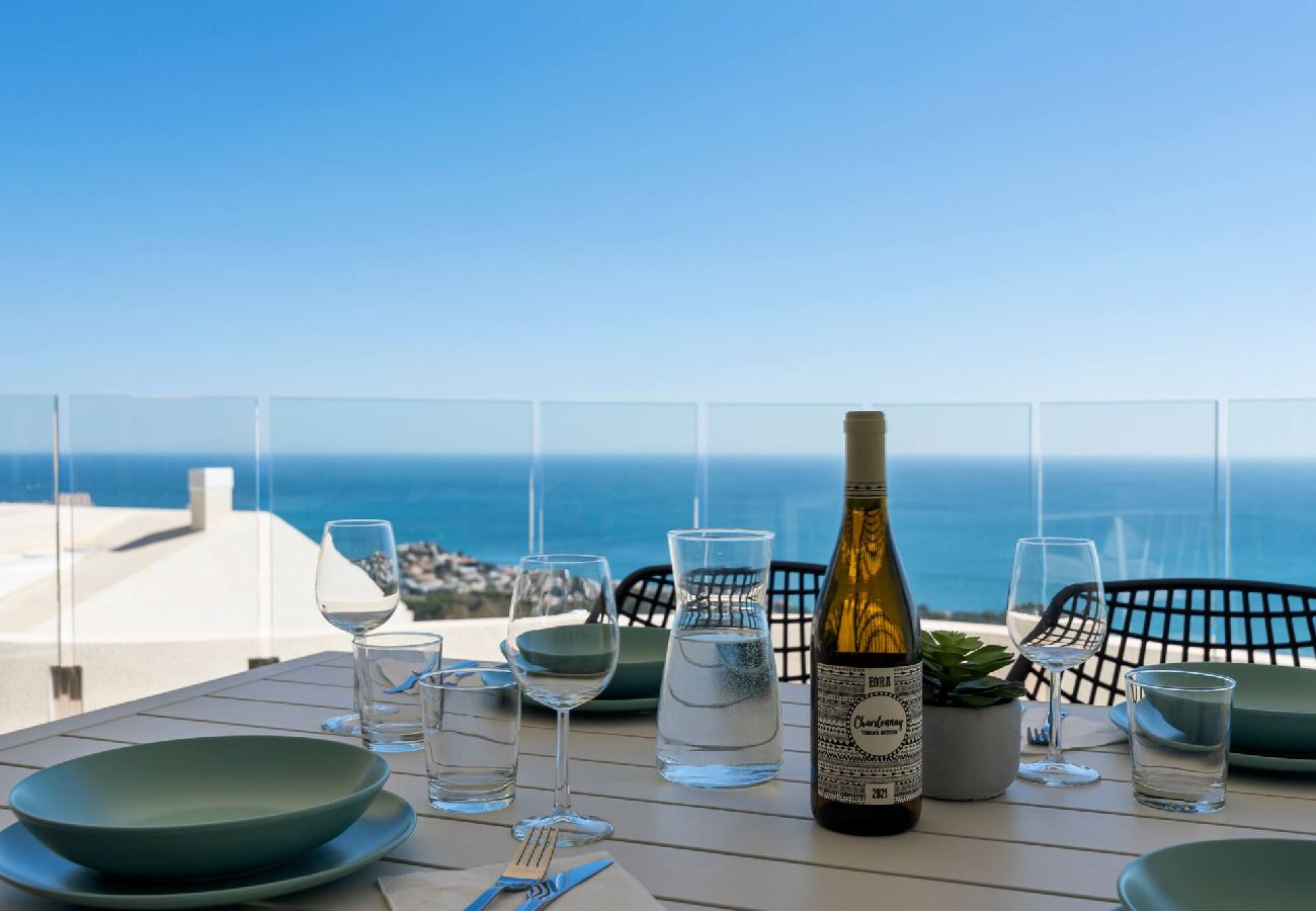 Apartment in Benalmádena - Panoramic Sea Views Apartment Stupa Hills 